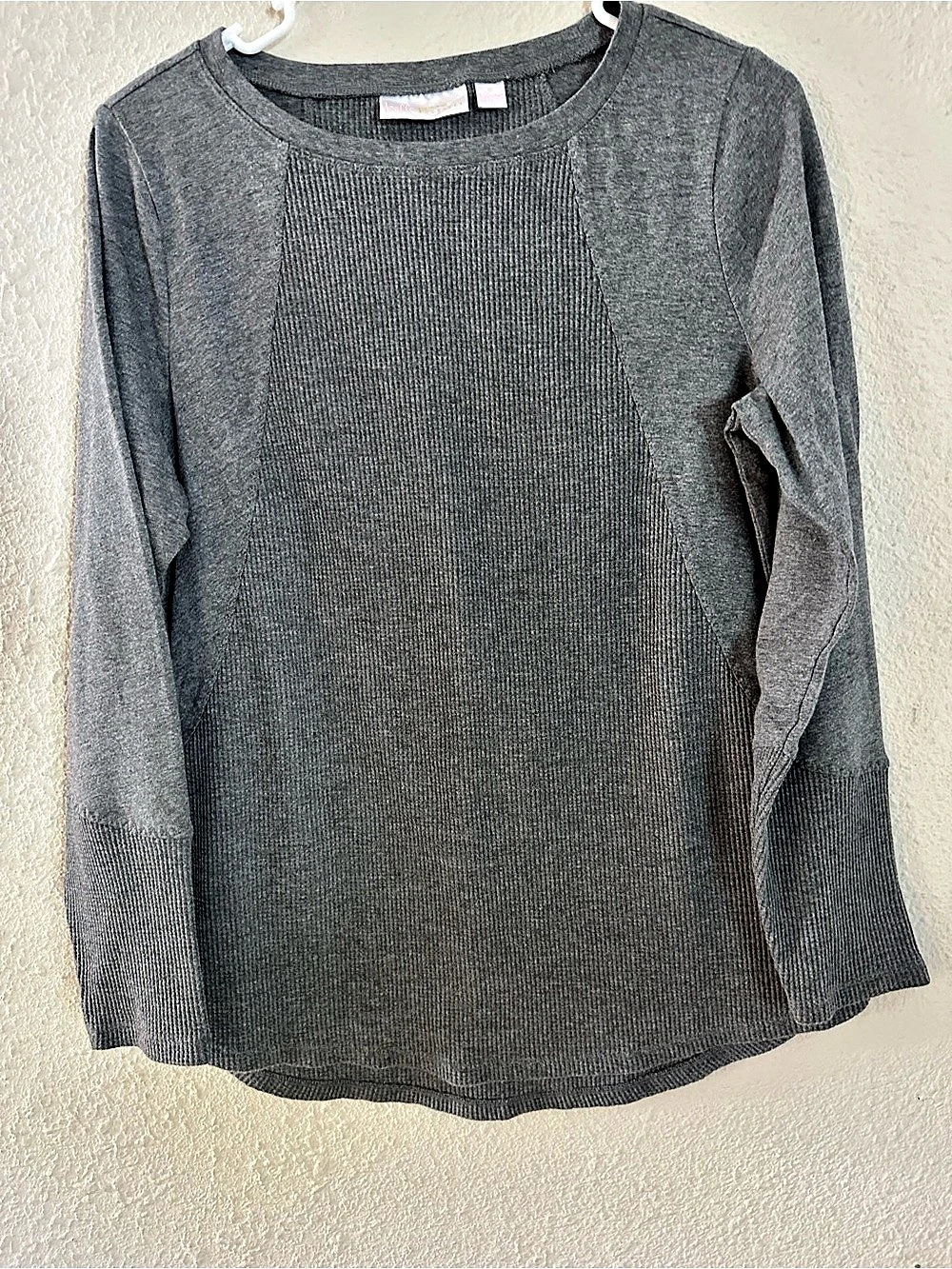Kim Gravel Long Sleeve Knit Top in Gray Size Medium Like New